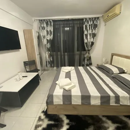 Papi Studio Apartmán *